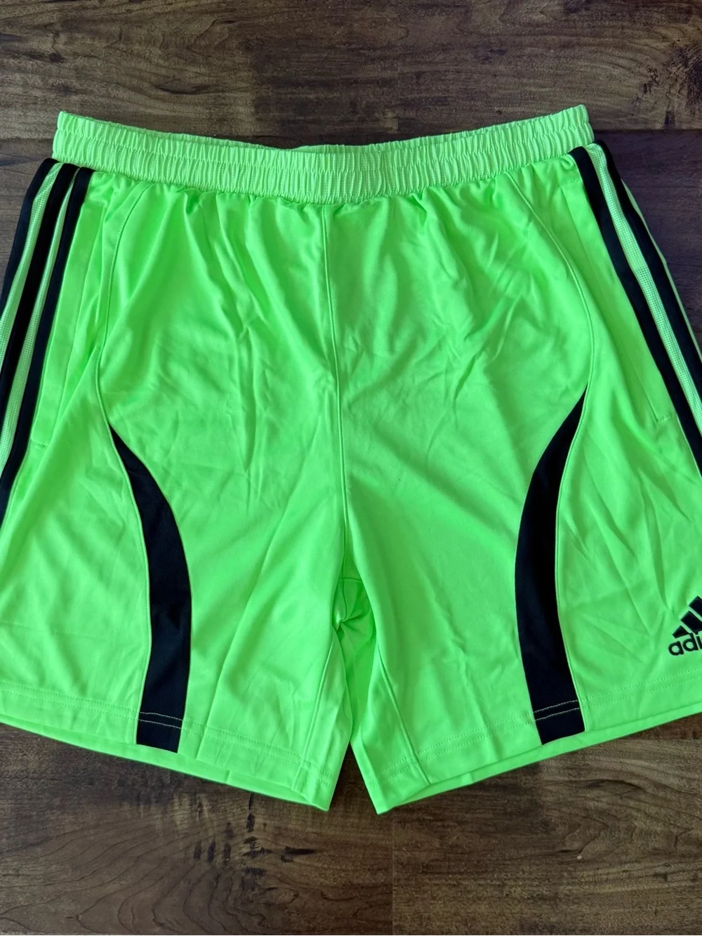 JW1349 adidas Teamgeist Adicolor Shorts Signal Green/Black Men's Size Medium NWT